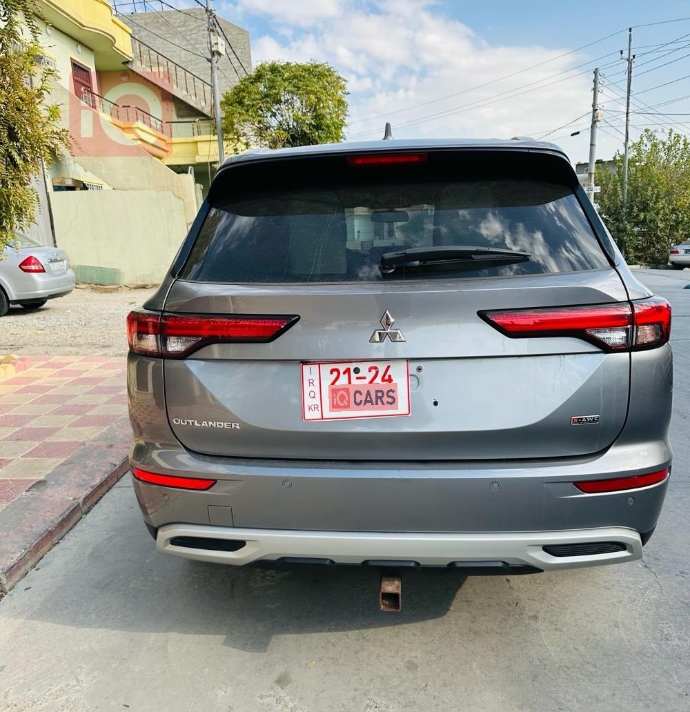 ميتسوبيشي اوتلاندر